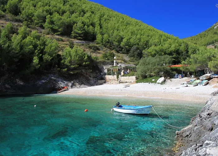 Secluded Fisherman's Cove Bratinja Luka, Korcula - 11653 Zrnovo