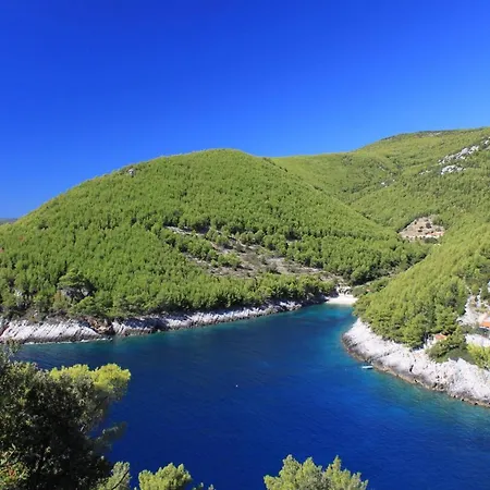Дом отдыха Secluded Fisherman's Cove Bratinja Luka, Korcula - 11653 Zrnovo