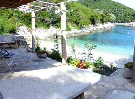Дом отдыха Secluded Fisherman's Cove Bratinja Luka, Korcula - 11653