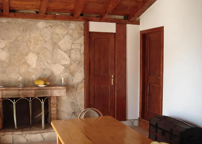 Secluded Fisherman's Cove Bratinja Luka, Korcula - 11653 *